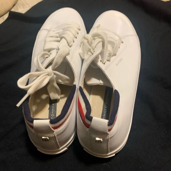 Tennis   - Picture 3 of 4